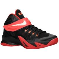 nike soldier viii nike voor grote jongen basketbal schoenen zwart university rood hyper crimson wit Outlet Den Haag rtiik907