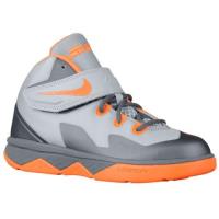 nike soldier viii nike voor kleine jongens basketbal schoenen donker grijs wolf grijs total oranje On Sale Outlet 6ni97503