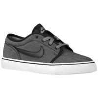 nike toki low nike voor grote jongen terloops schoenen zwart cool grijs wit zwart On Sale Outlet 5rpge454