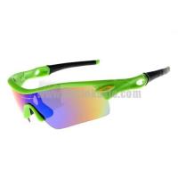 oakley star of zonnebril zwart groen zonnebril aanbieding yobgx792