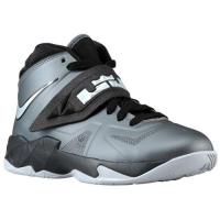 nike soldier vii nike voor grote jongen basketbal schoenen donker grijs wolf grijs zwart Lage Kosten ekhop601